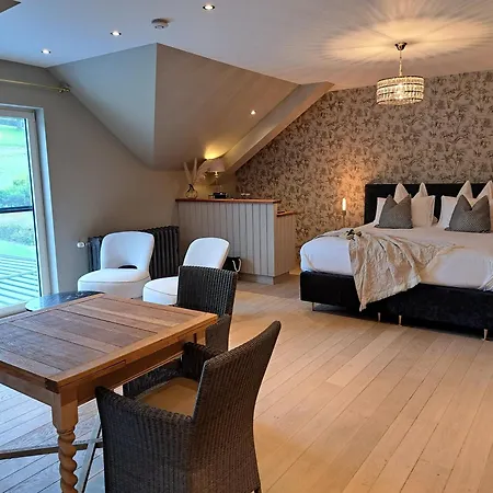 Cha Cha De Loup Luxe B&B - Vakantiewoning Rendeux Exterior foto